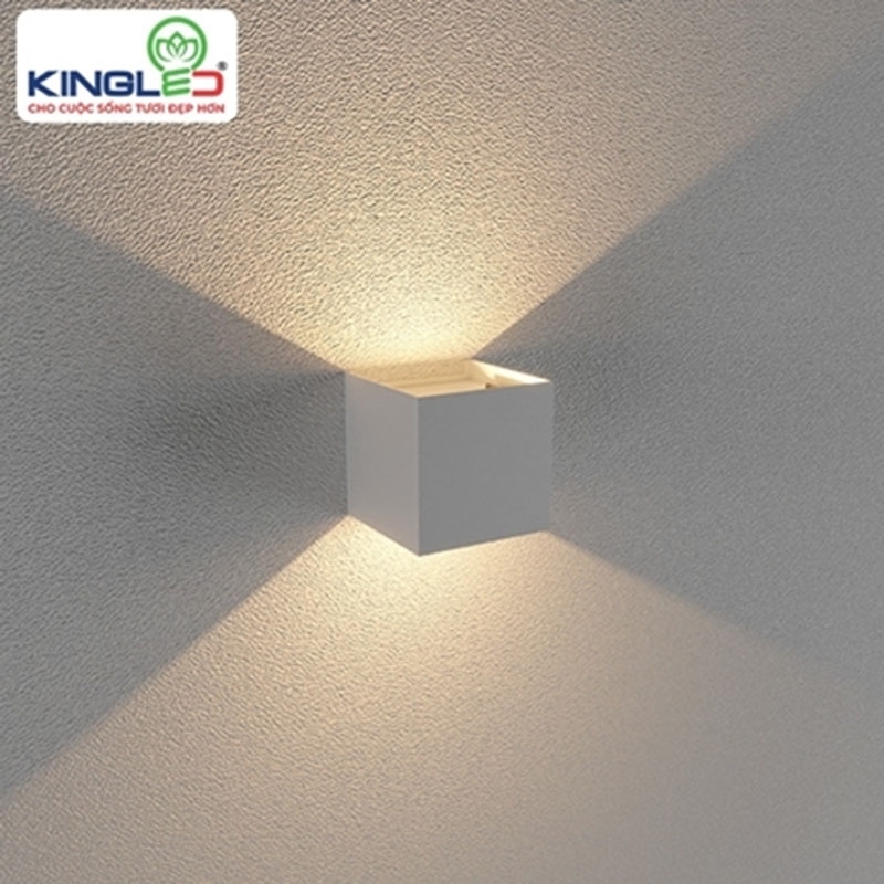 Mẫu đèn tường phòng vệ sinh màu sắc chân thực